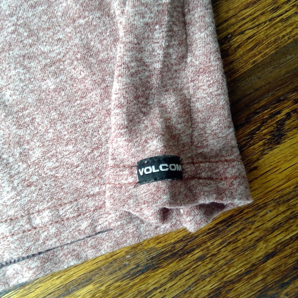 Volcom Modern Fit Baseball QT Sleeve Tee Size Med - Picture 3 of 6